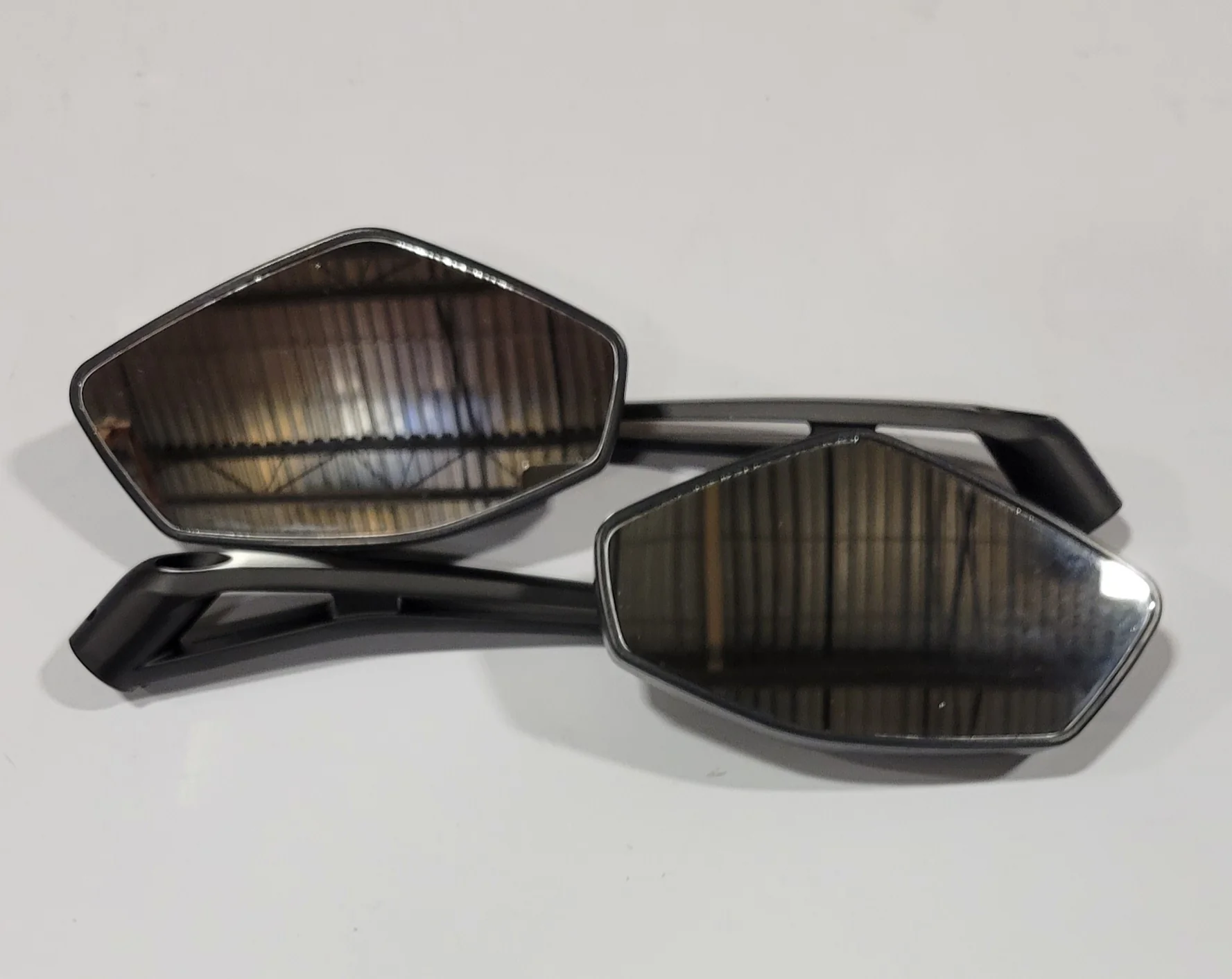 B200MIRROR-PBC